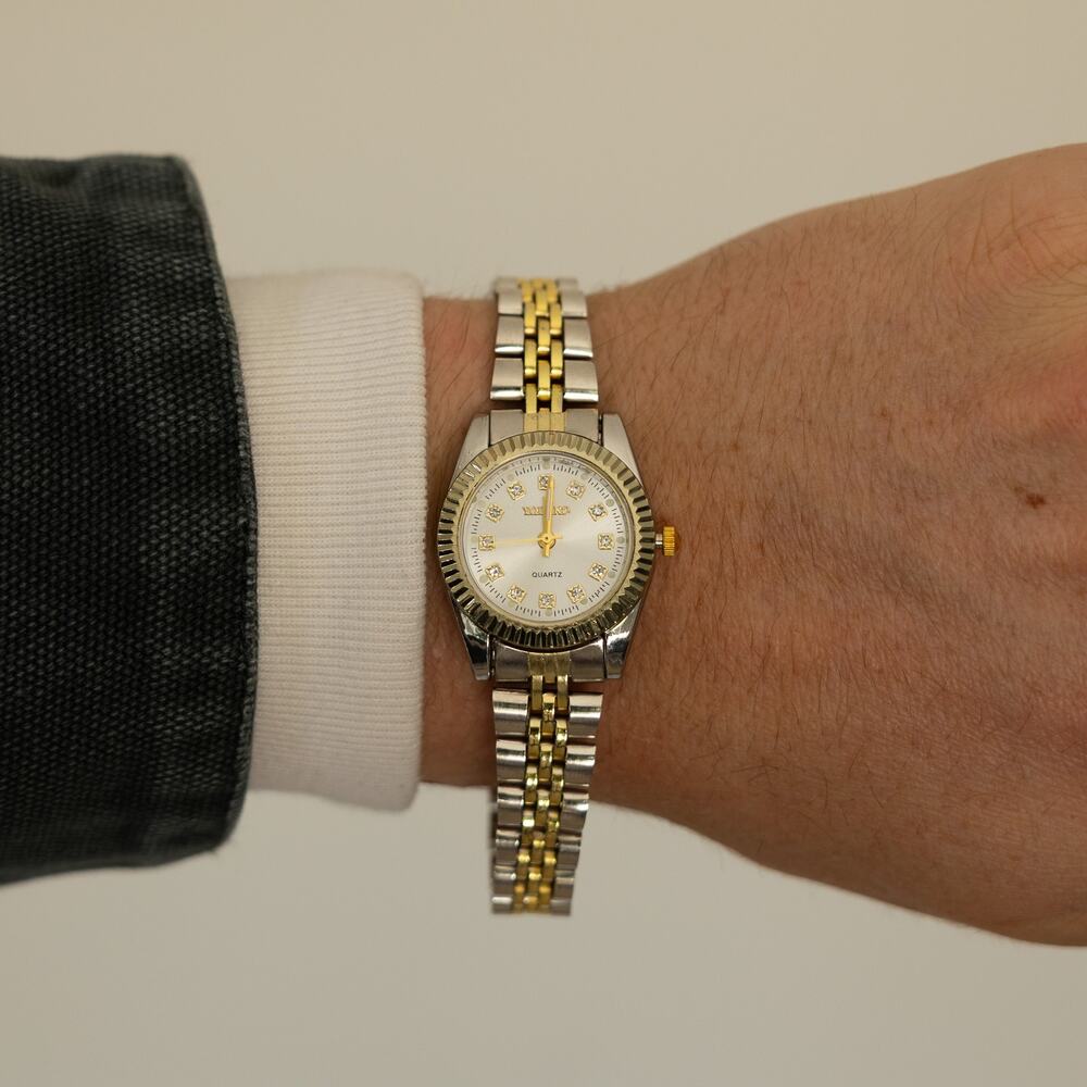 Y2K Gold Silver Quartz Watch with Patterned Dial Date Window Unisex 8.5" New